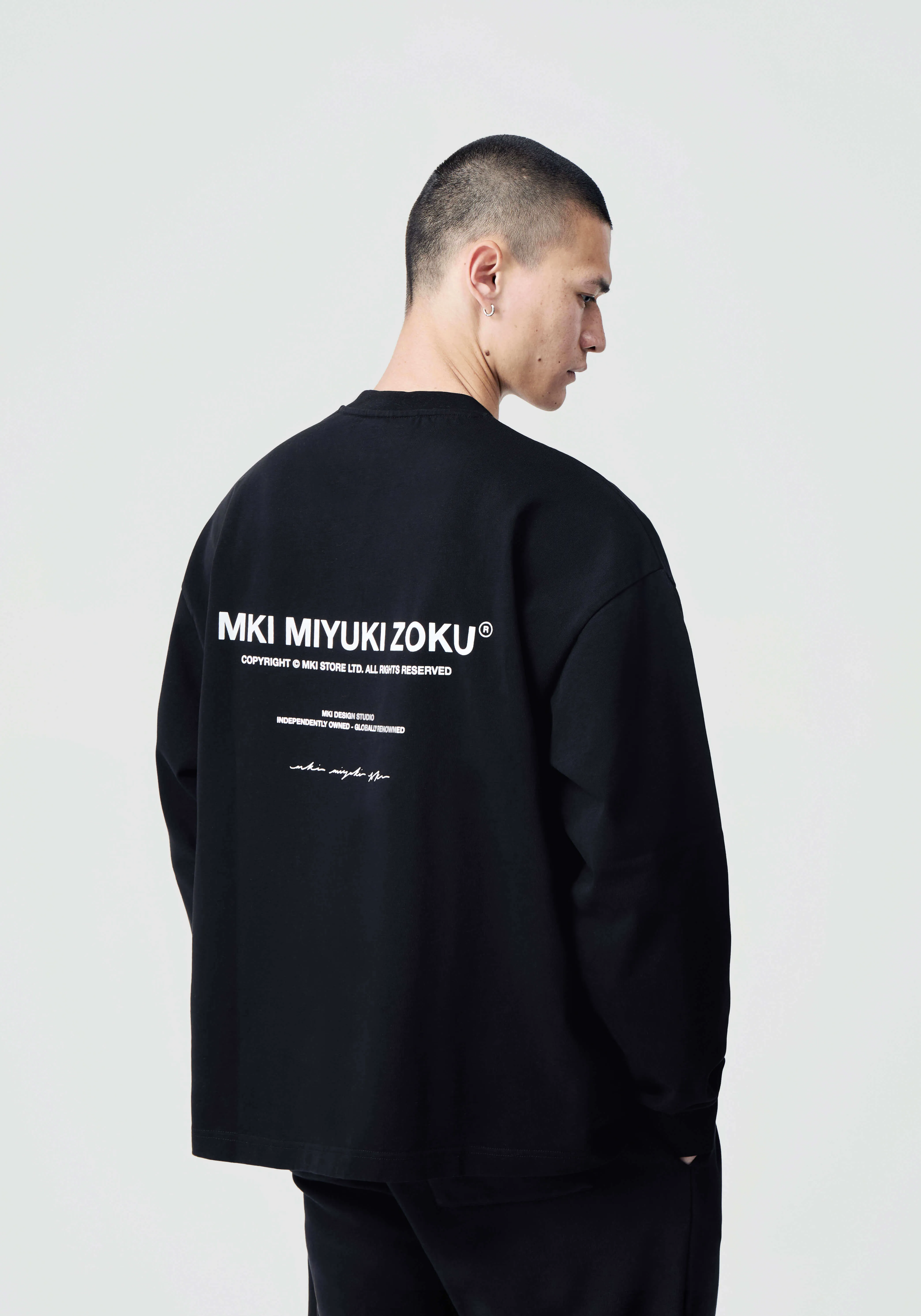 MKI DESIGN STUDIO LONGSLEEVE T-SHIRT