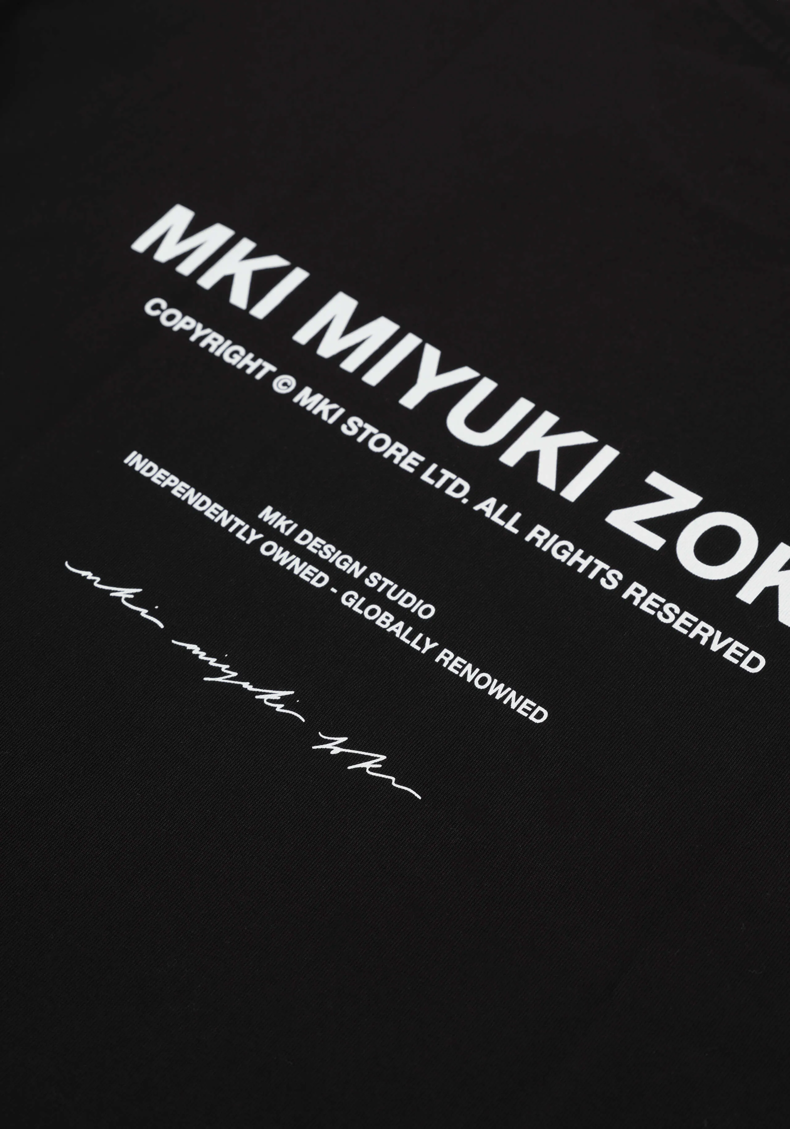 MKI DESIGN STUDIO LONGSLEEVE T-SHIRT